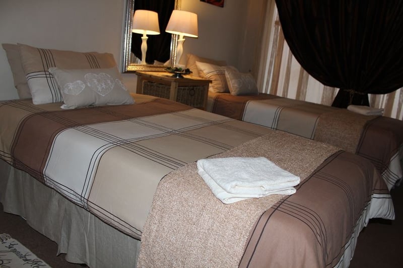 strydom-stop-and-stay-reserve-your-hotel-self-catering-or-bed-and