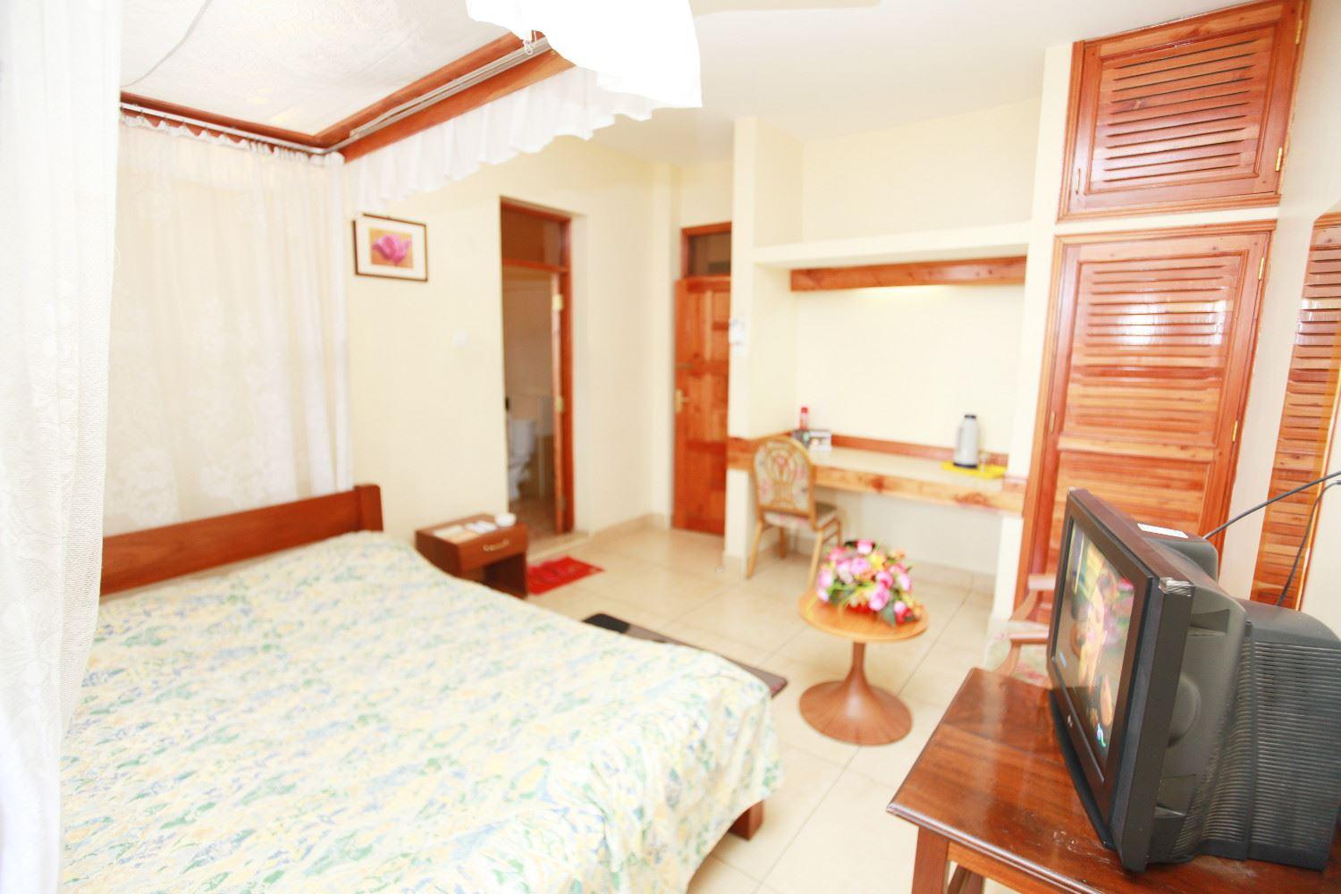 Jambo Village Hotel | Changamwe Accommodation