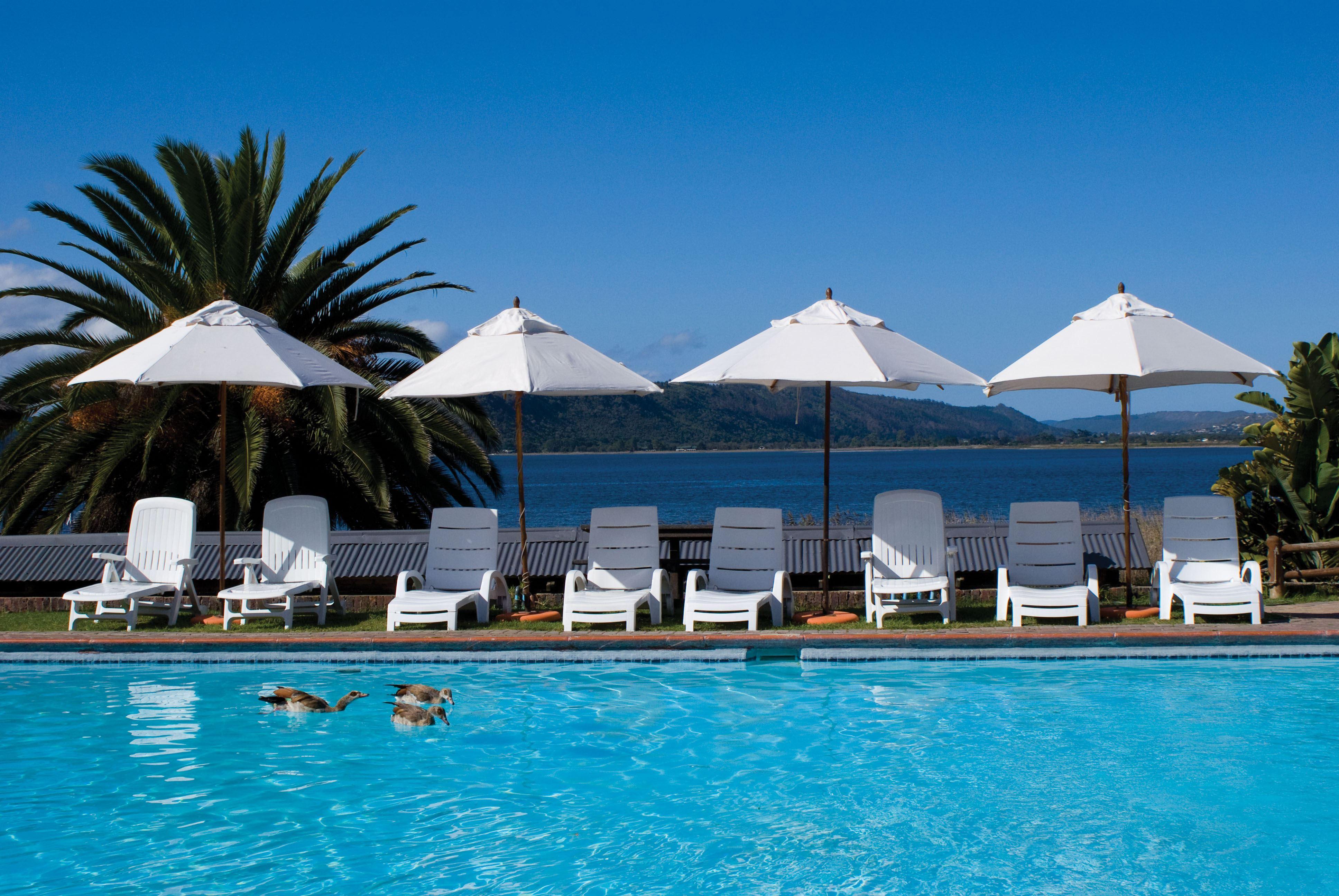 Pine Lake Marina | Accommodation Sedgefield