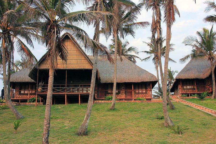 Mahale Resort | Guinjata Accommodation