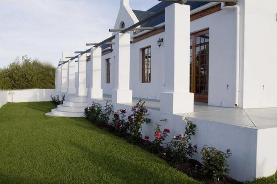 Lady Grey Walk Cottage | Accommodation McGregor