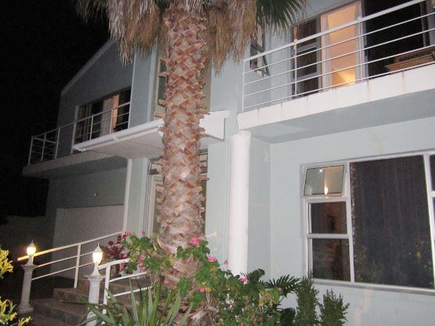 Two Owls Guest House | Melkbosstrand Accommodation
