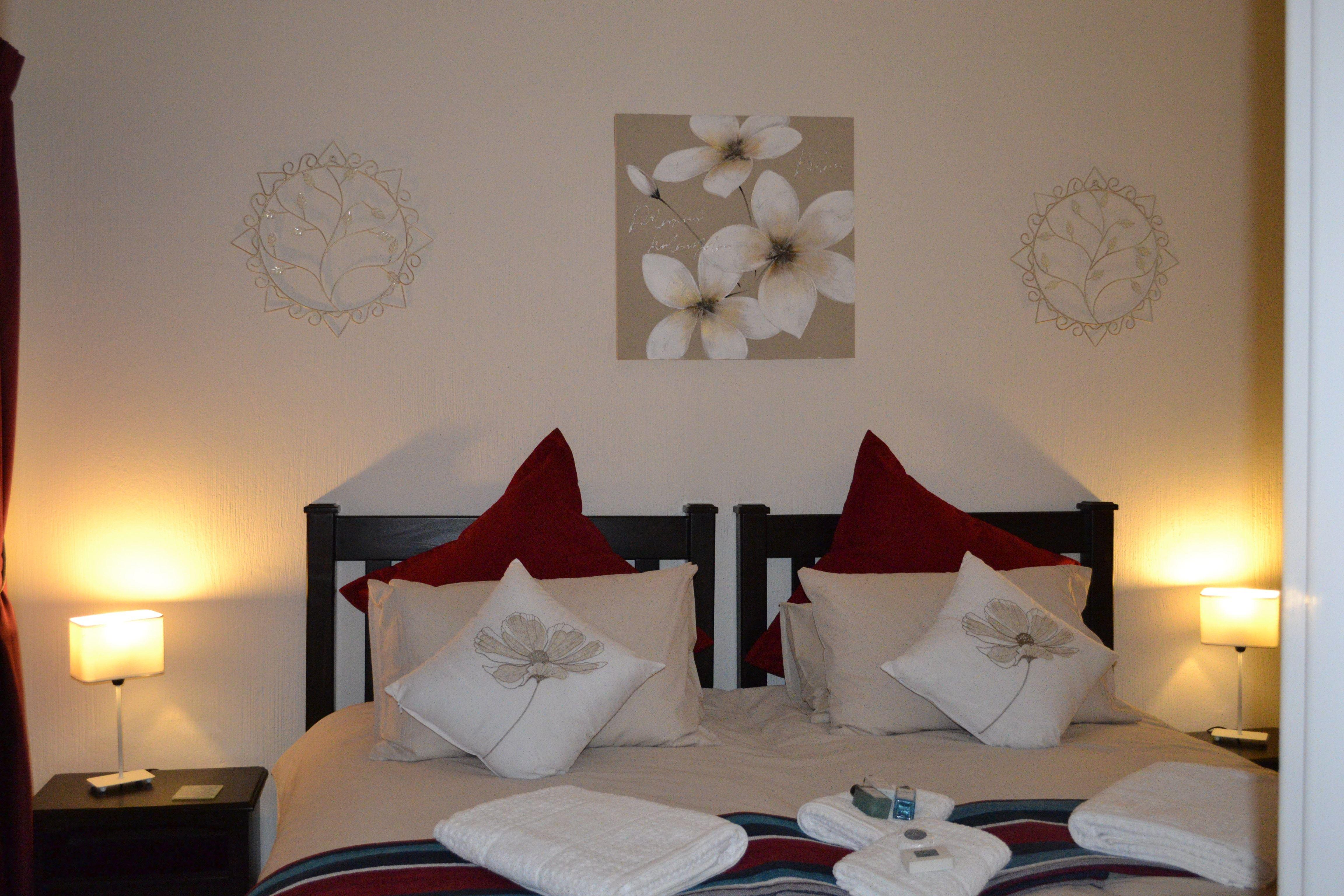 28 on Cresta | Accommodation Sunward Park