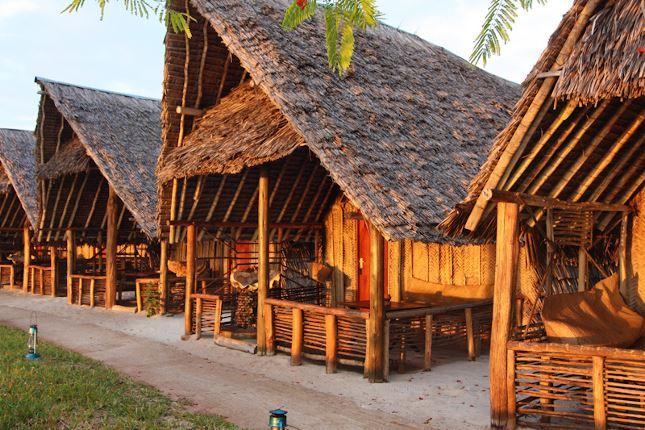Mwazaro Beach Lodge | Shimoni Accommodation