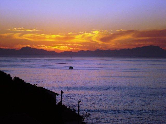 Berg en Zee Guest House | Gordons Bay Accommodation