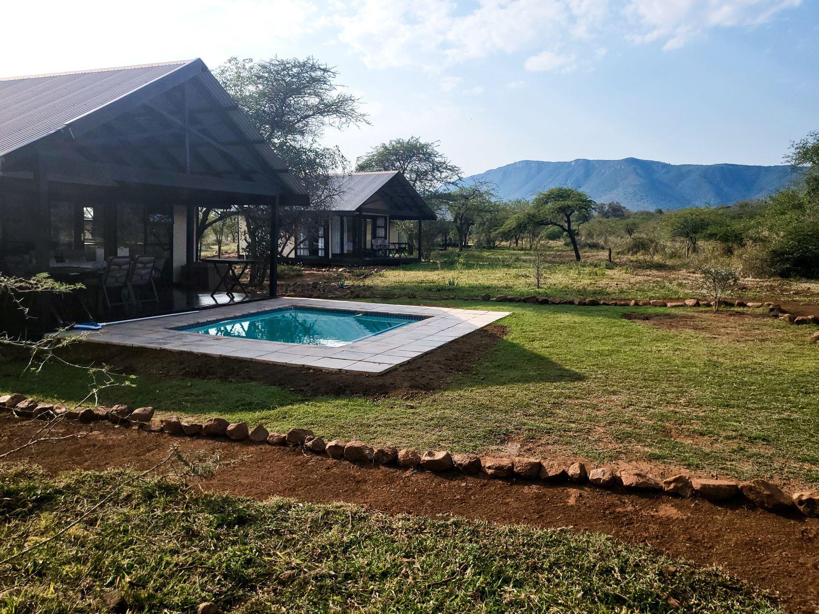 Royal Jozini Ekuthuleni Lodge | Hotels Lavumisa
