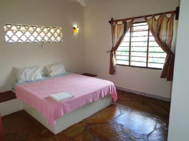 Apple Mango Apartments