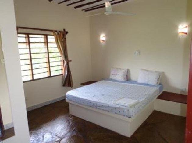 Apple Mango Apartments