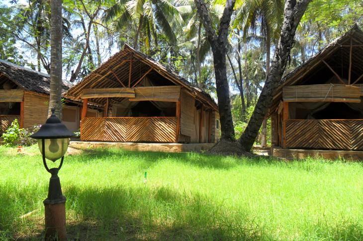 Qwetu Beach Resort | Shelly Beach - Mombasa Accommodation