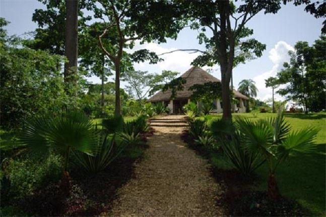 Lagoon Resort | Resorts Sugu