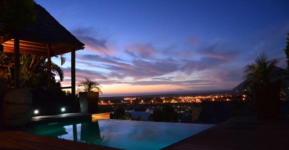 African Violet Guest Suites | Accommodation Capri Village