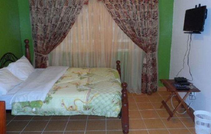 Lulu's Guest House