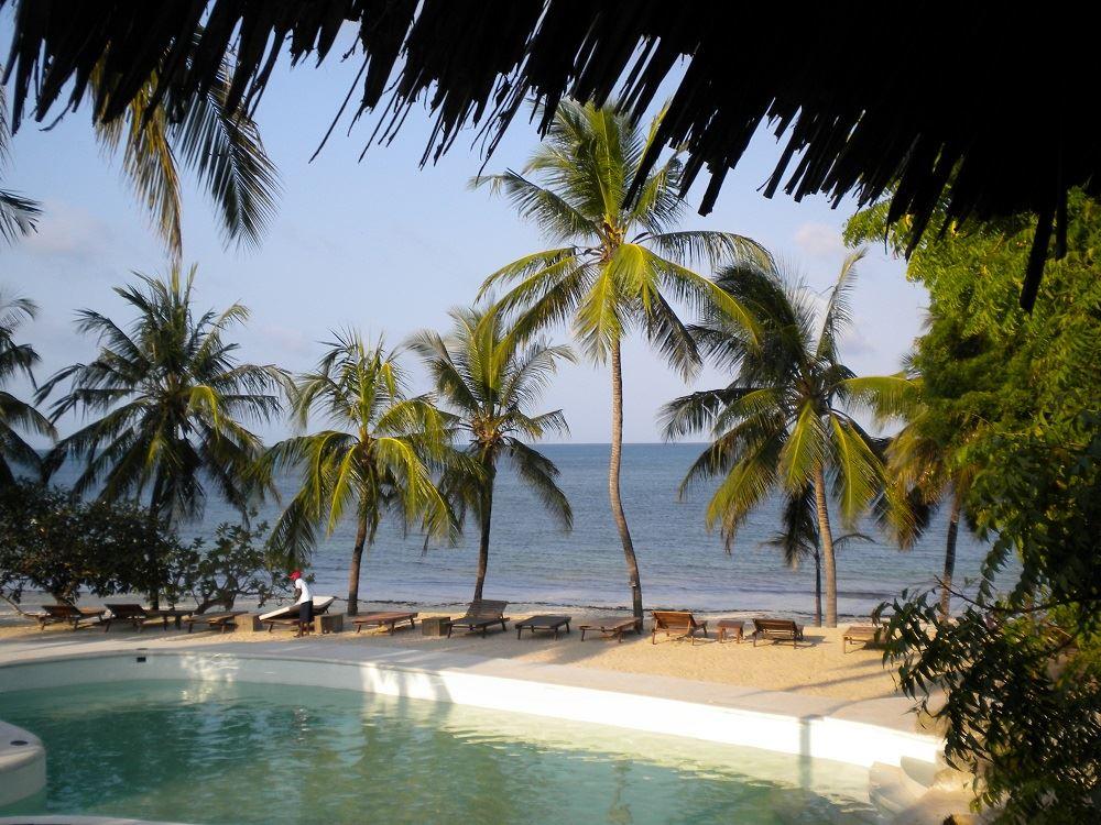 White Elephant Sea and Art Lodge Reserve Your Hotel, SelfCatering, or Bed and Breakfast Room