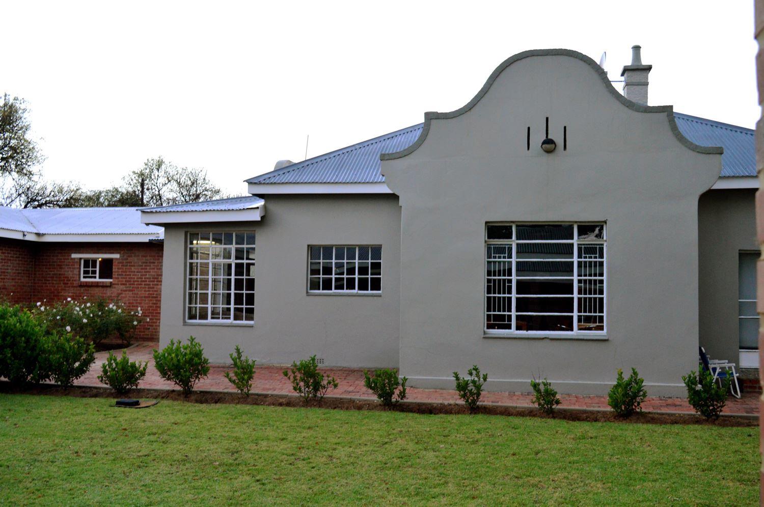 Village Lodge Harrismith | Harrismith Accommodation