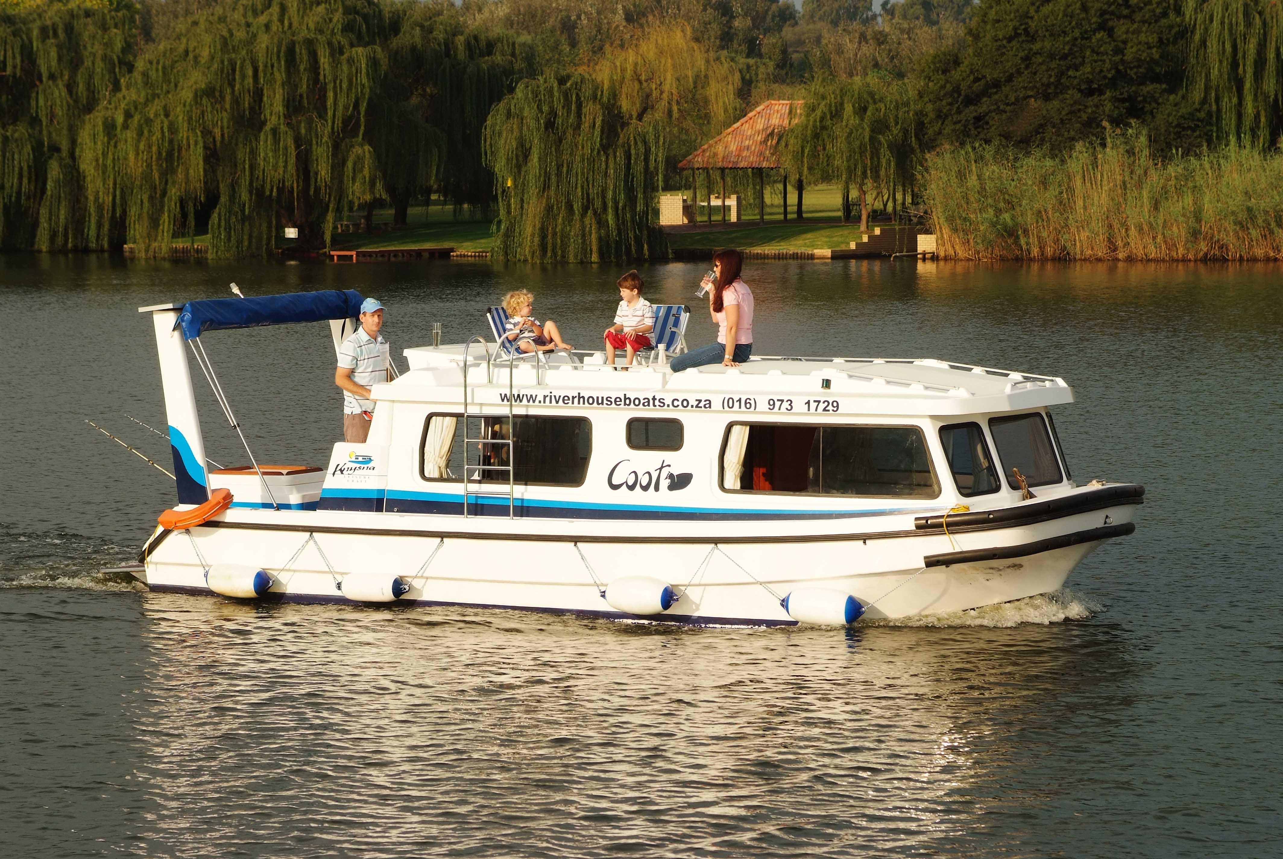Old Willow No 7 Houseboat Charters | Accommodation Vanderbijlpark