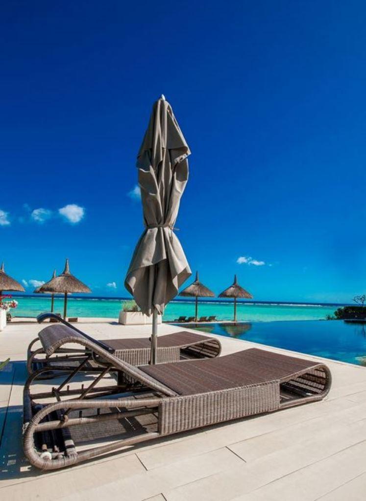 Esplanade Luxury Suite | La Preneuse Accommodation