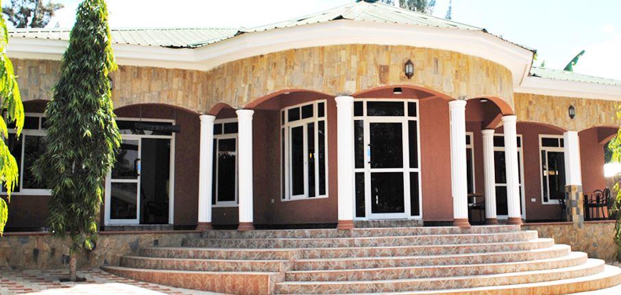 Saruni River Lodge | Ngarenaro Accommodation
