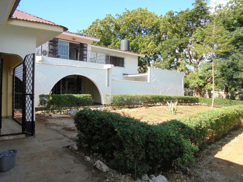 Sea-front Family Holiday Home | Mkomani Accommodation