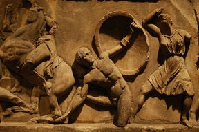 Greeks vs Amazons, Mausoleum of Halicarnassus, Bri