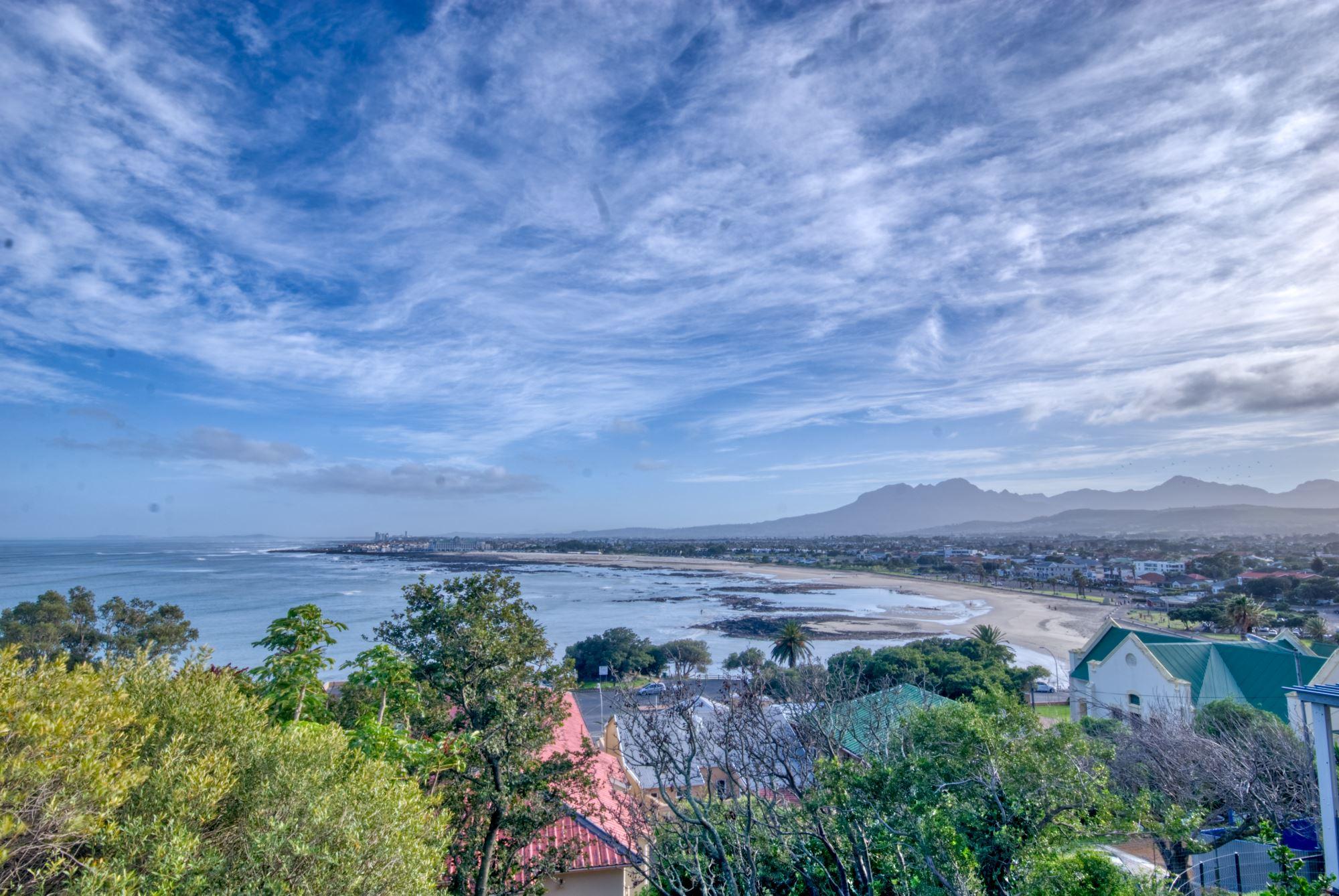 102 Miller Street | Gordons Bay Accommodation