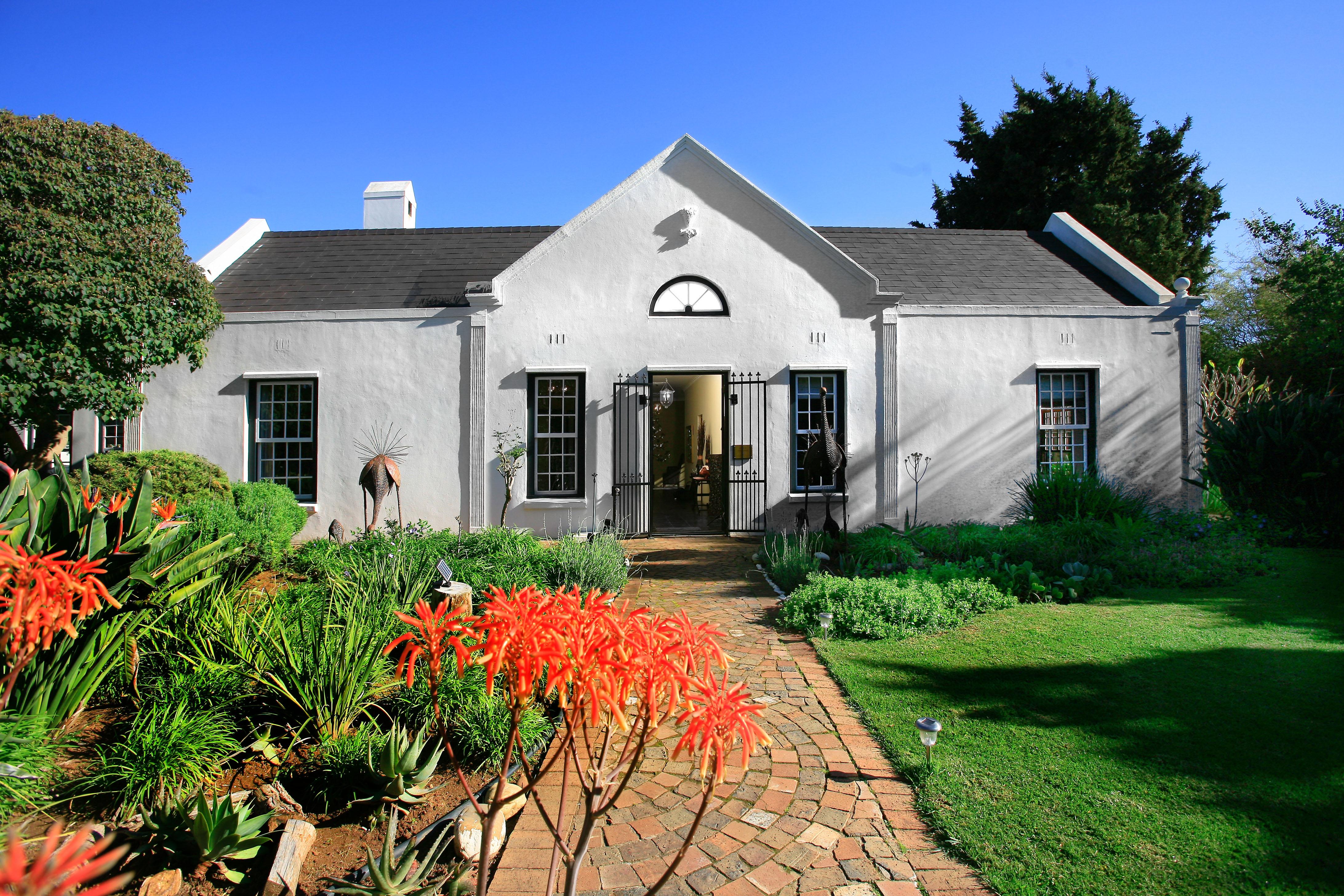 4 Heaven Guest House | Accommodation Somerset West