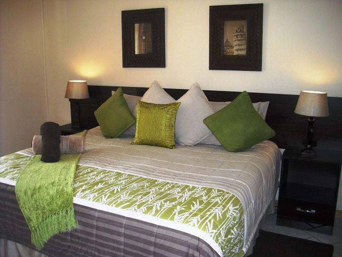 JayBay House | Central Jeffreys Bay Accommodation