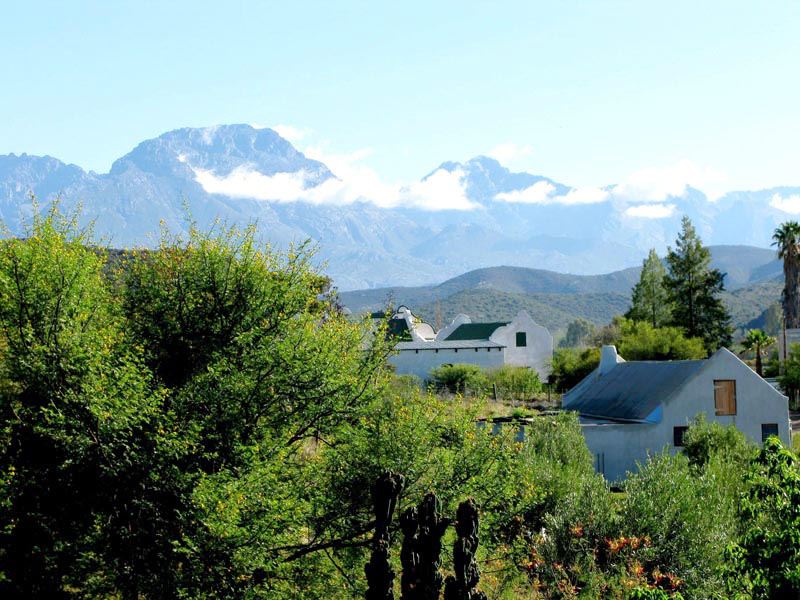 View of the property and surrounding mountains