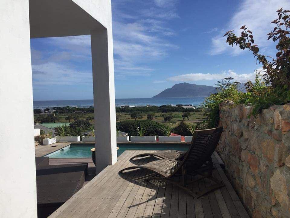 Mountain and Sea Apartment 1