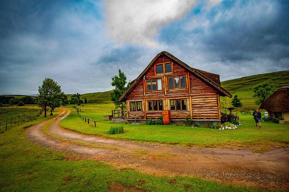 Khotso Lodge & Horse Trails | Underberg Accommodation