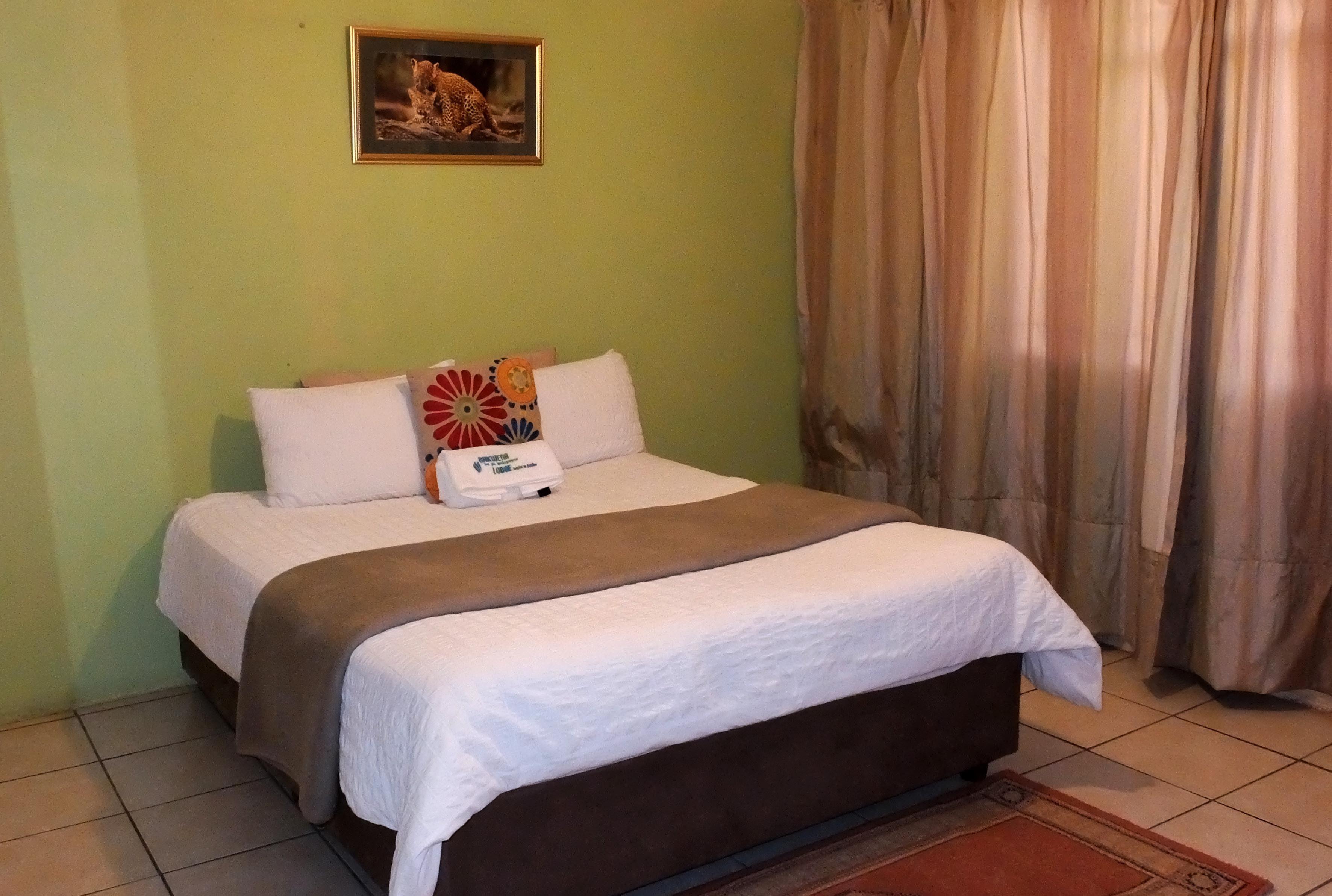 Bakwena Lodge | Affordable Deals - Book Self-Catering or Bed and ...