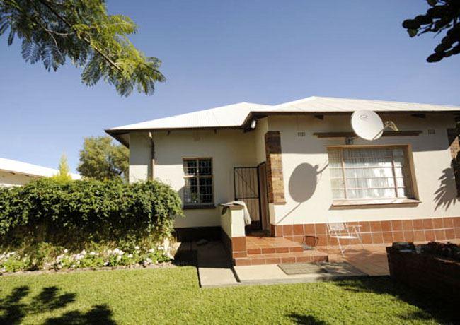 Bernice Beds | Accommodation Keetmanshoop