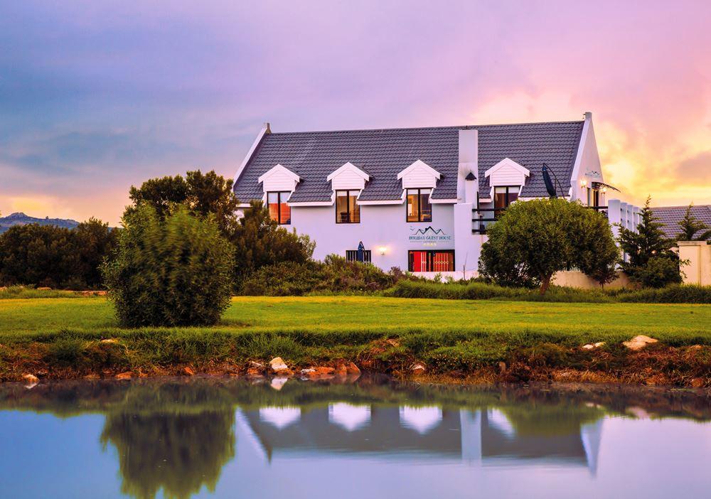 Holiday Guesthouse, Langebaan | Self-catering Country Club