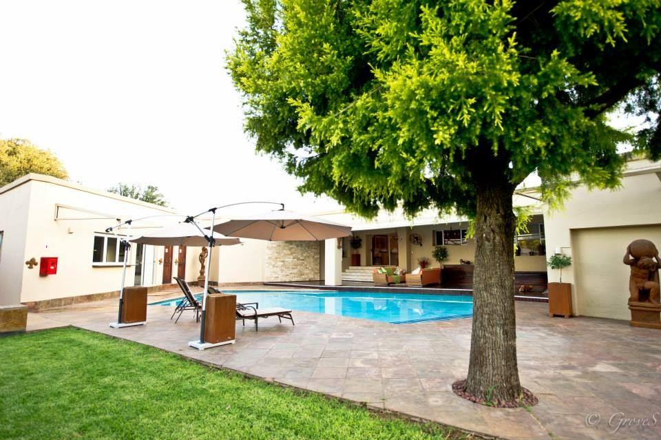 Kings & Queens Boutique Hotel | The Reeds Accommodation
