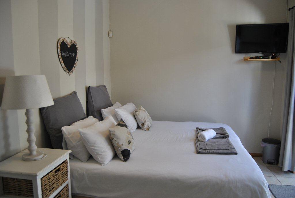 Shalom Bed and Breakfast | Self-catering Van Ryneveld (Strand)