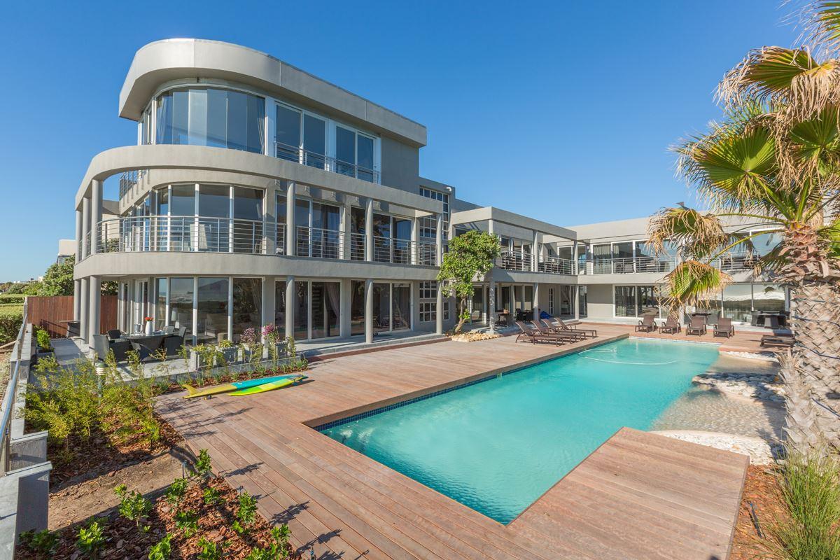 Atlantic Palms Luxury Units | Accommodation Sunset Beach