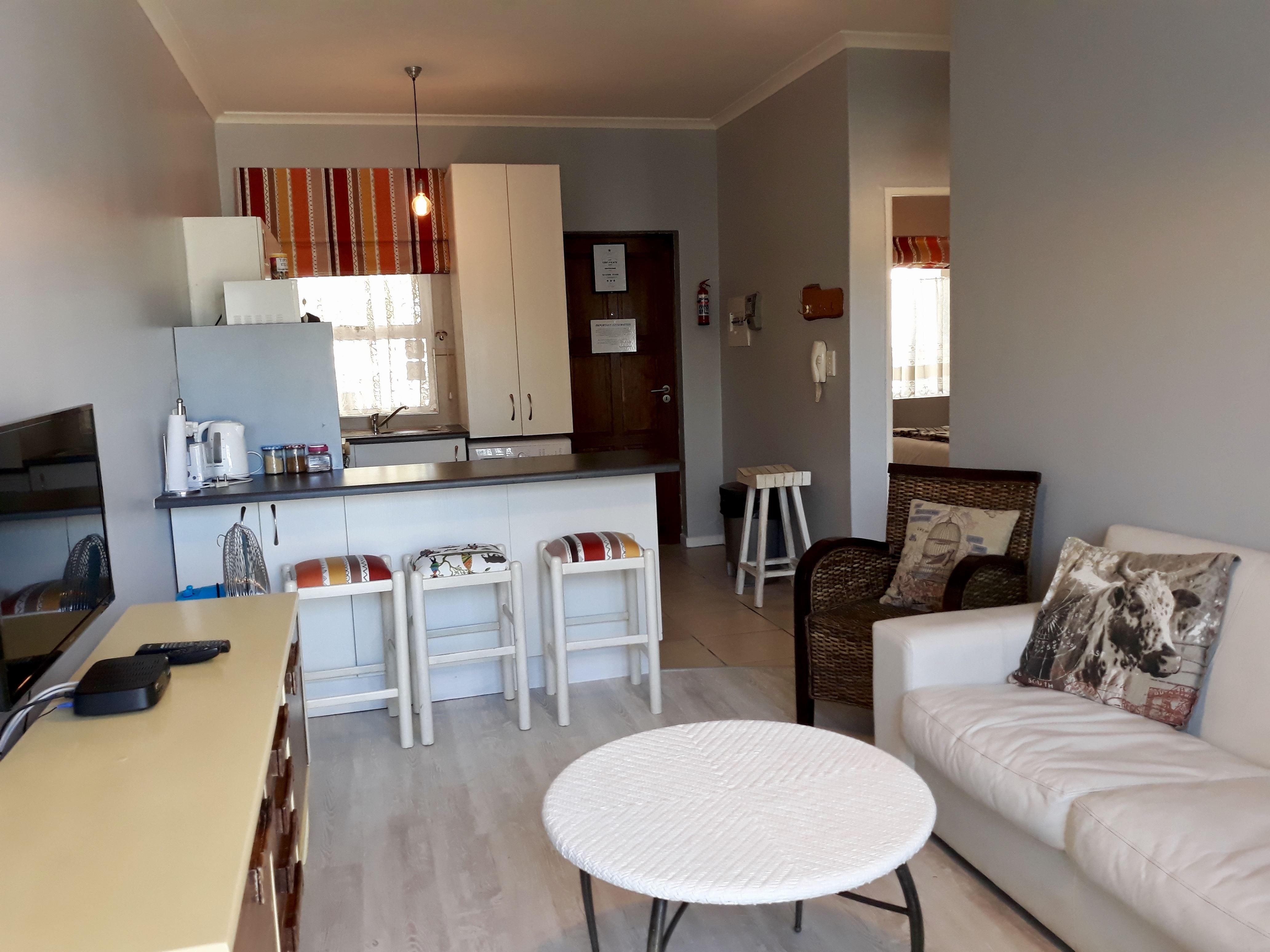 Knysna Pocket Breaks Unit 5 | Knysna Central Self-catering