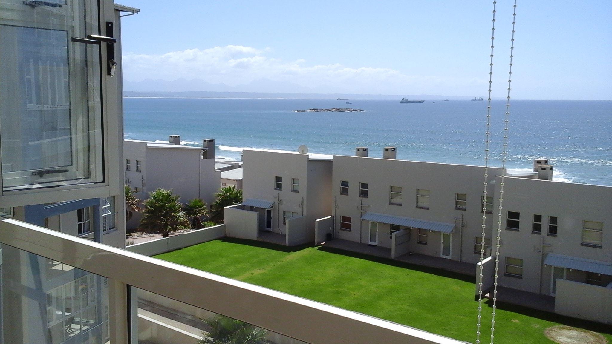 No. 37 La Palma Villas | Die Voor Bay Accommodation