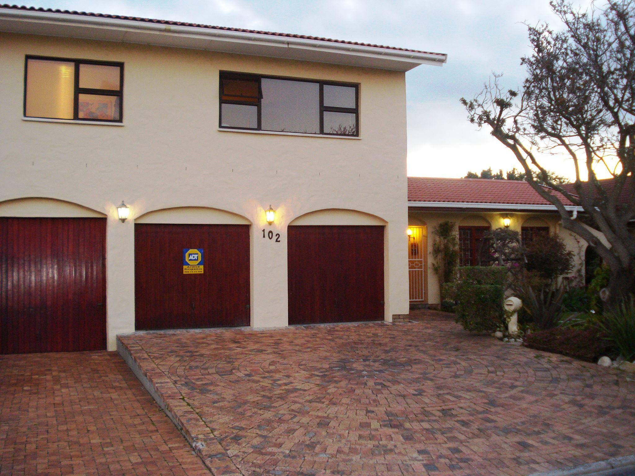 Strand Self Catering Apartment