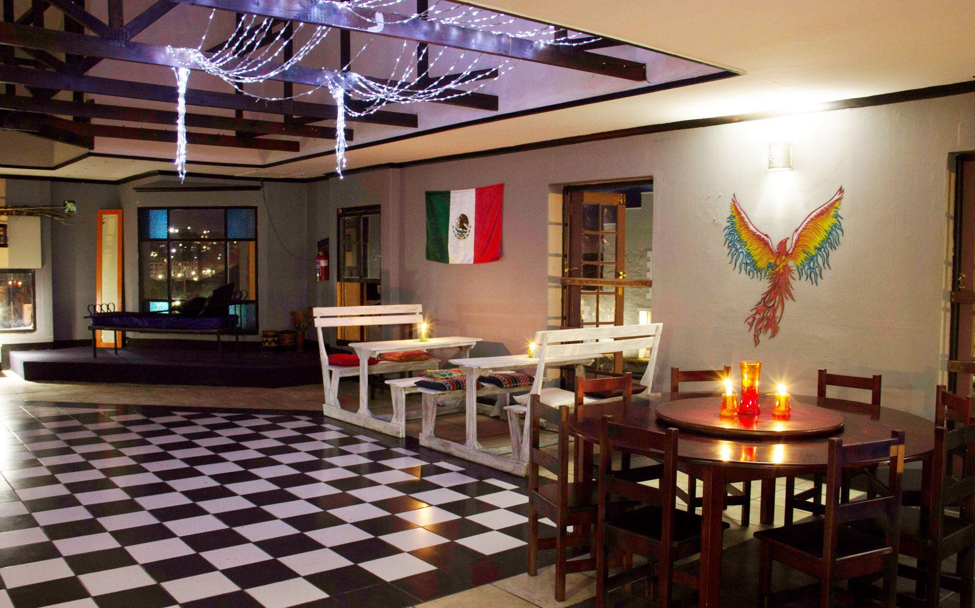 Mile Crunchers Backpackers | Accommodation Mossel Bay