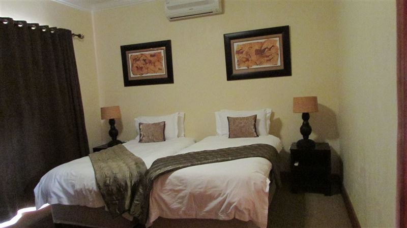 Second bedroom