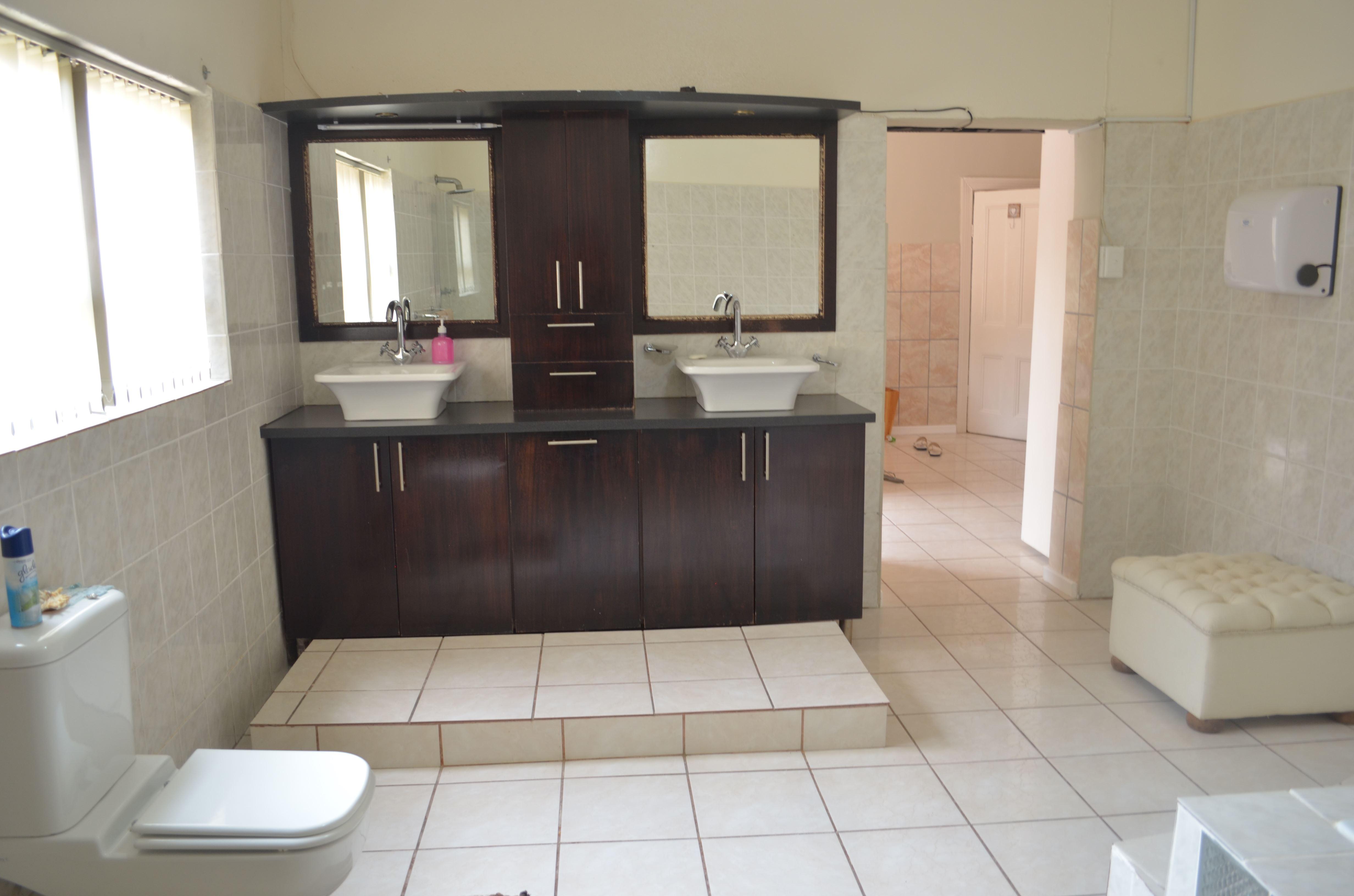 Breaking Dawn B&B | Northern Cape Specials