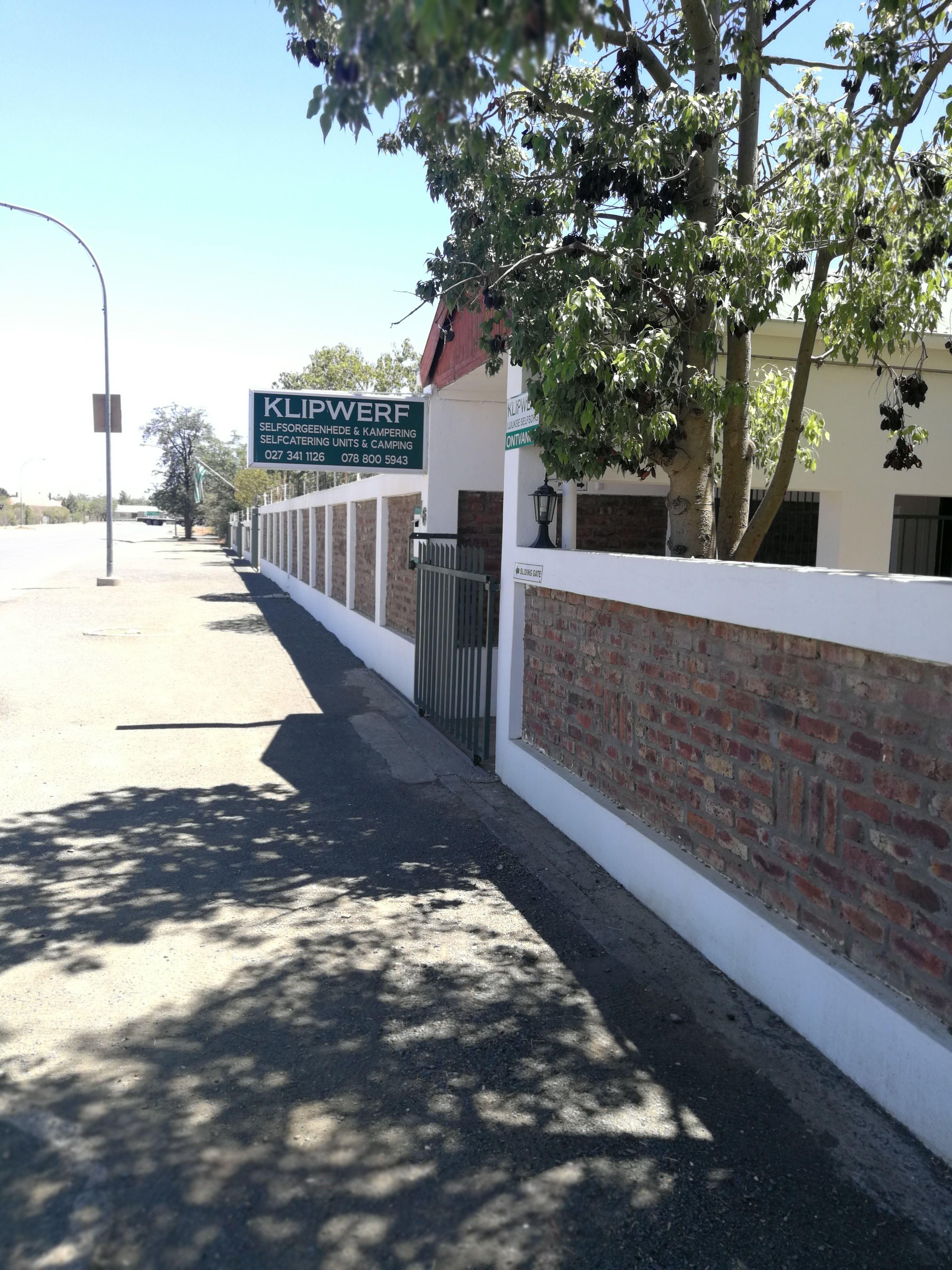 Klipwerf Self-catering and Camping | Accommodation Calvinia