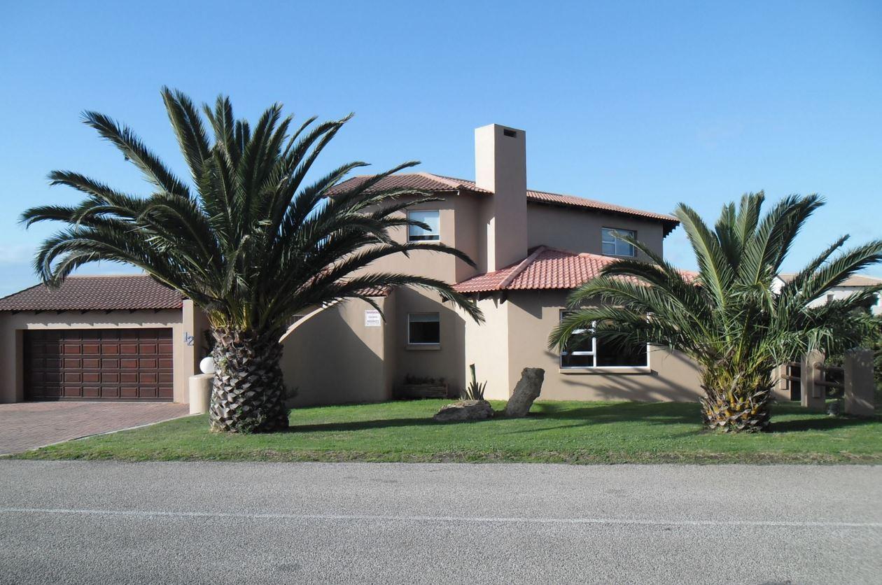 4 Bedroom House in St Francis Bay, South Africa