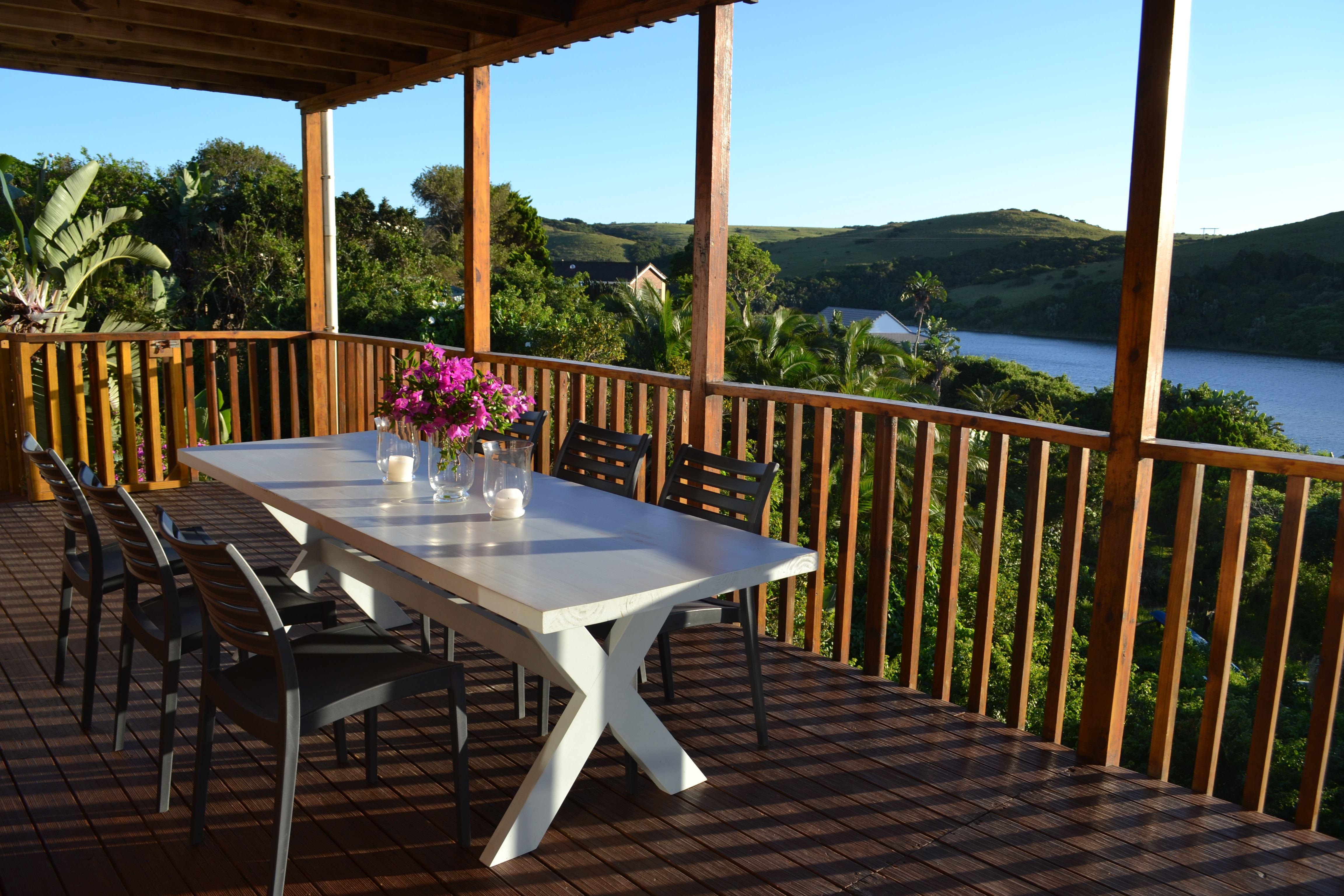Sandy’s Beach House | Accommodation Morgan Bay