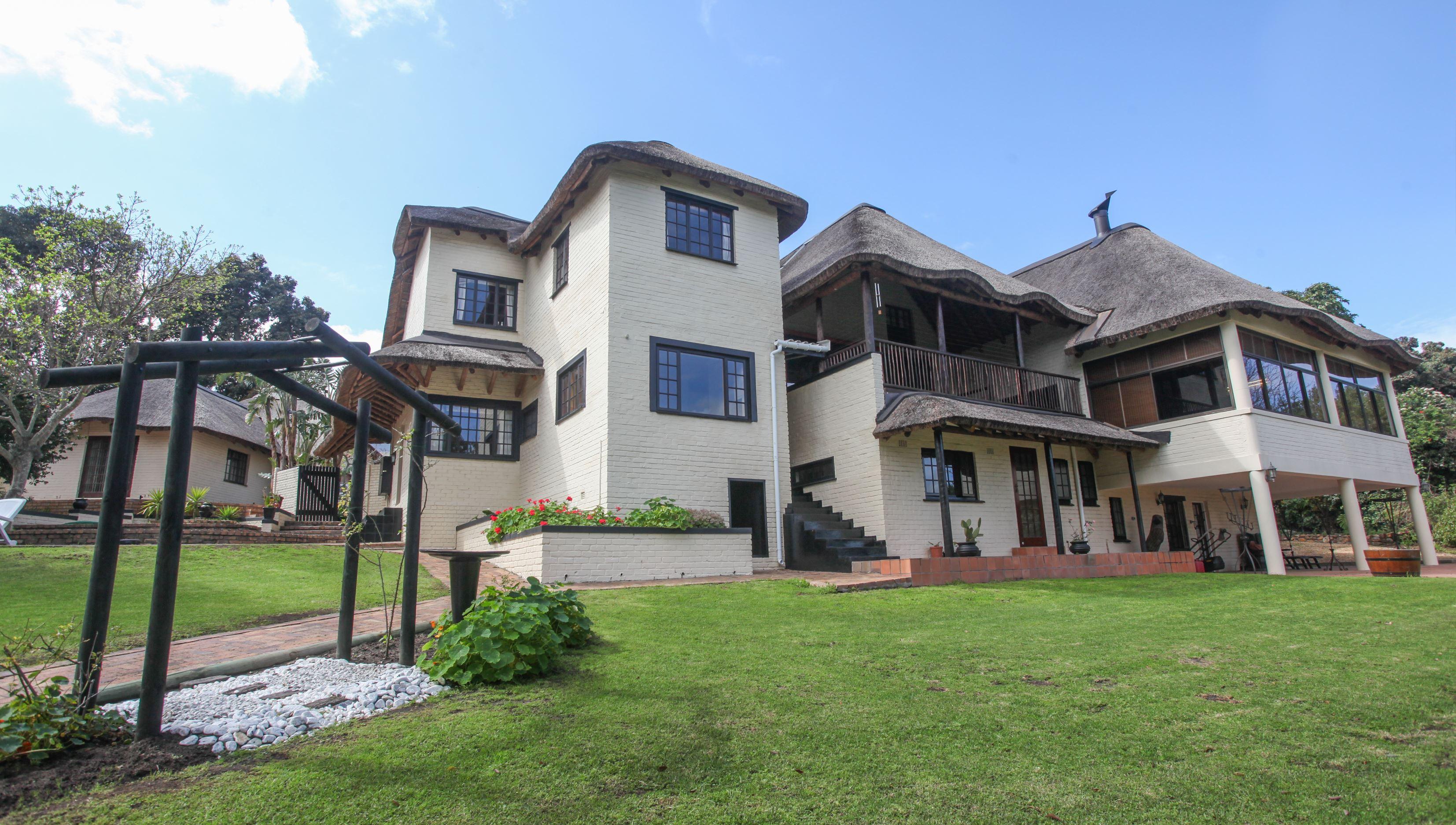 Winelands Villa Guesthouse and Cottages | Helena Heights Accommodation