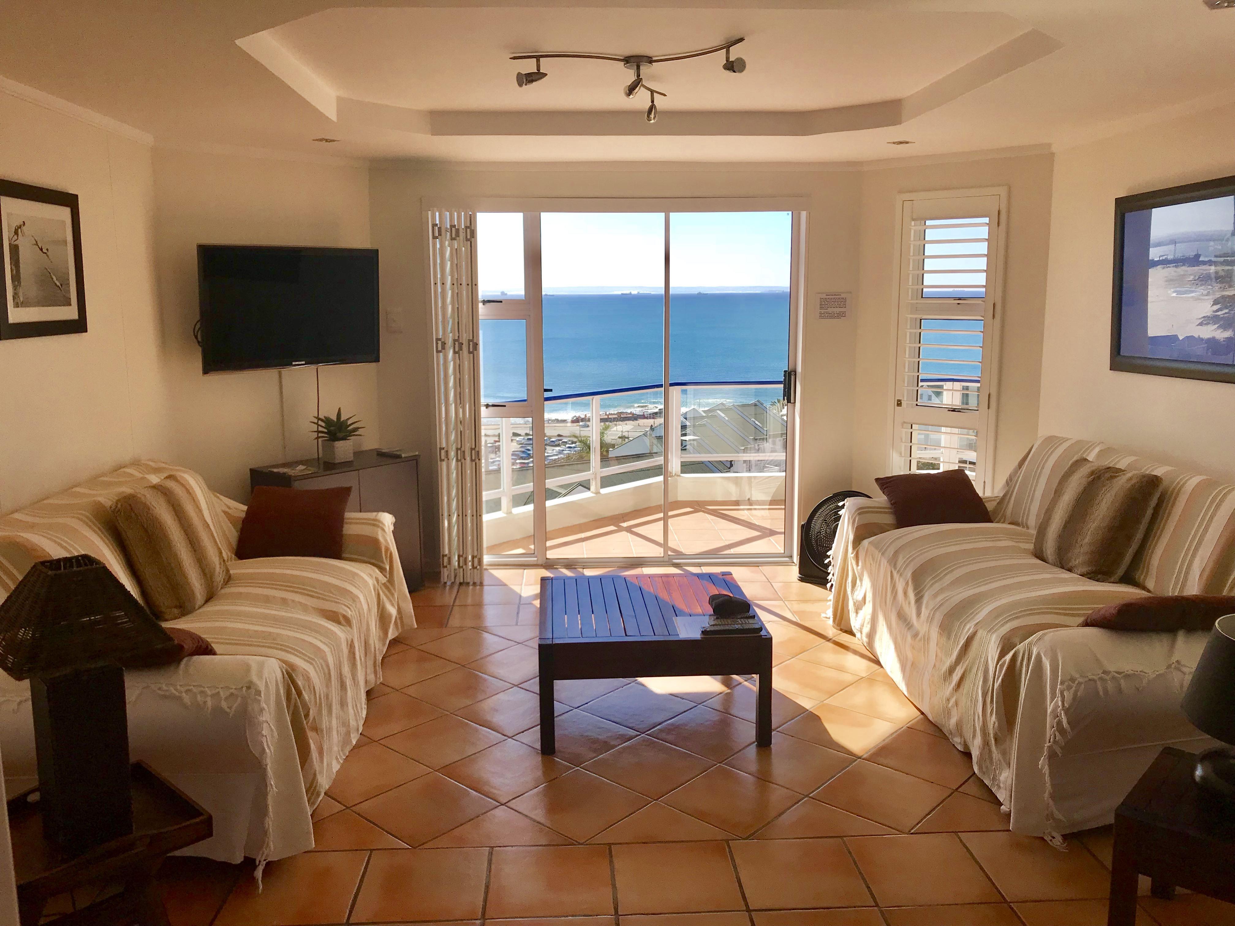 Brookes Hill Executive Apartment | Summerstrand Self-catering