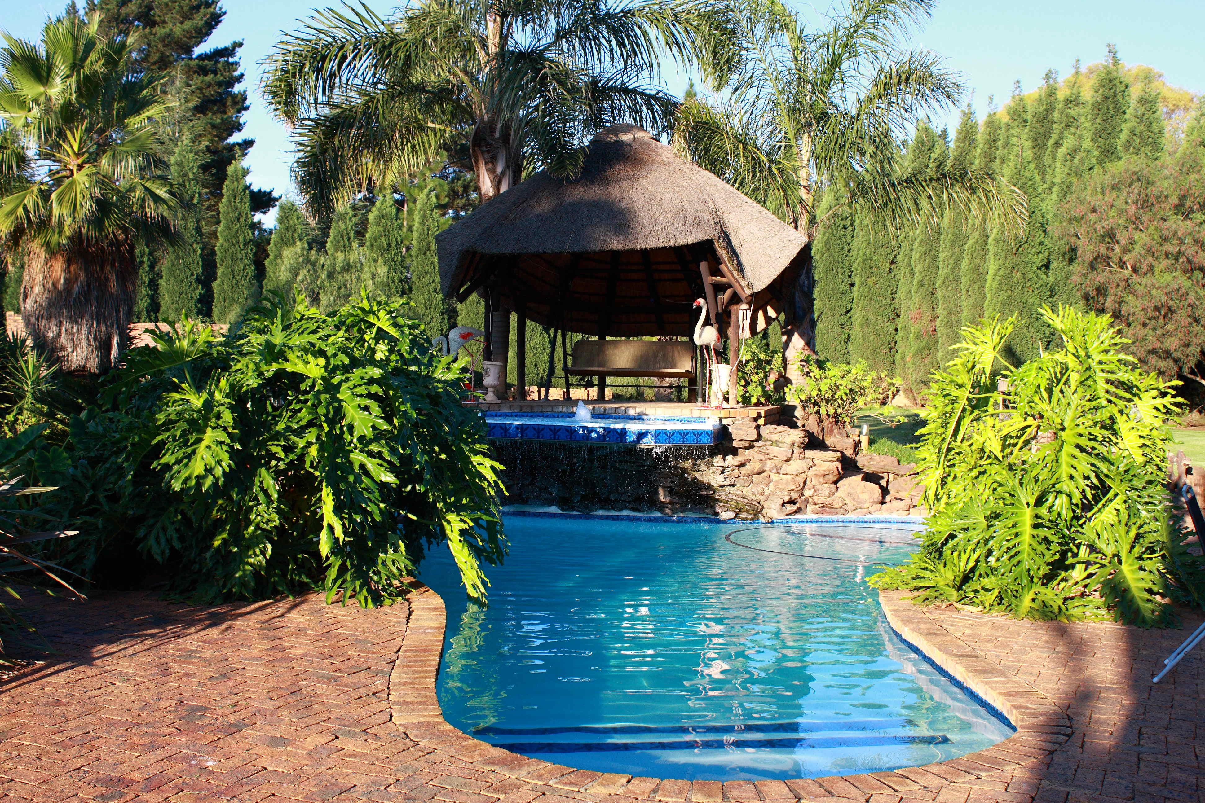 Eden Guest Lodge