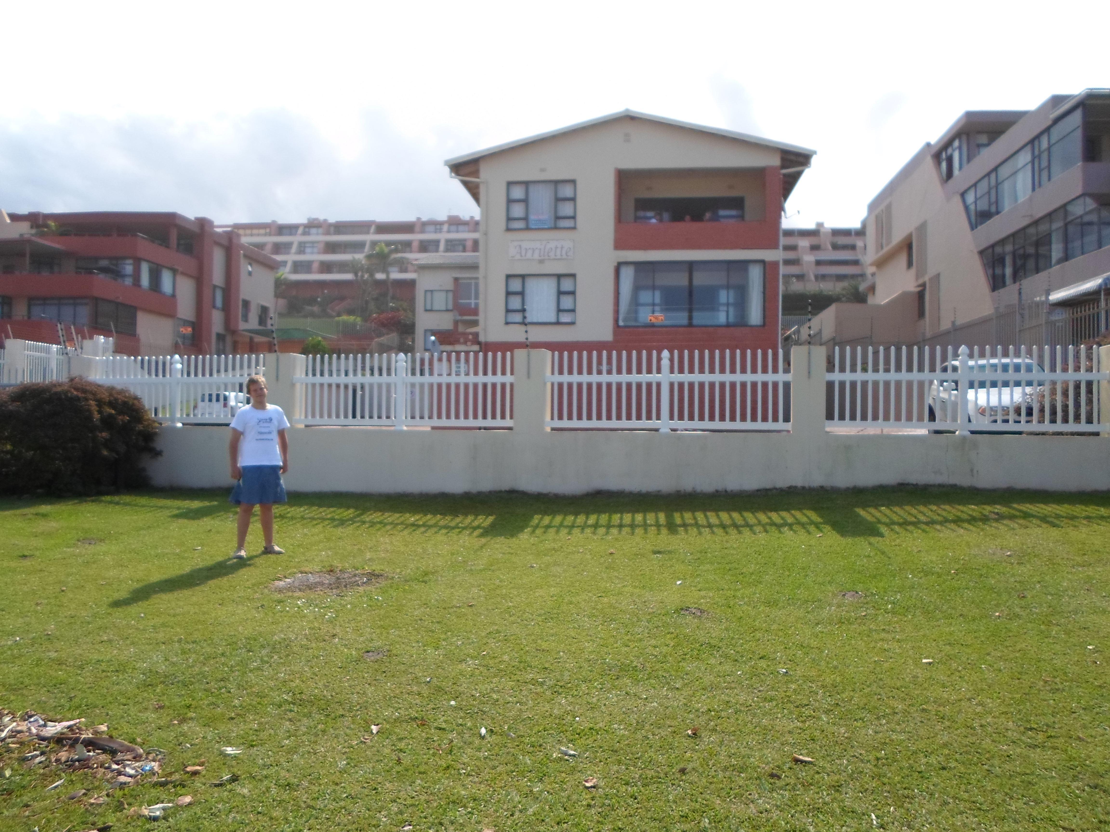 Unit 6 Arrilette Flats | Accommodation Manaba Beach