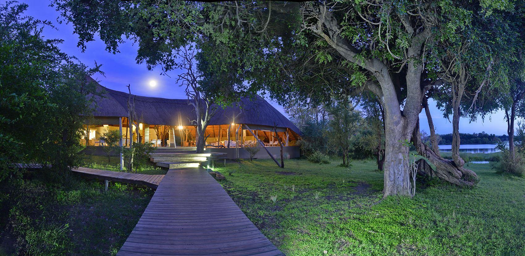 Victoria Falls River Lodge