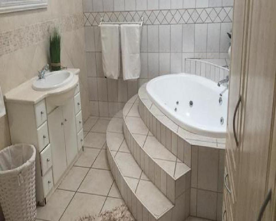 Utopia Guest House | Accommodation Akasia